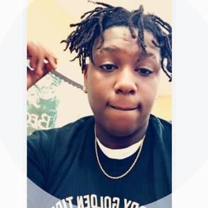 Meet your Posher, Zay